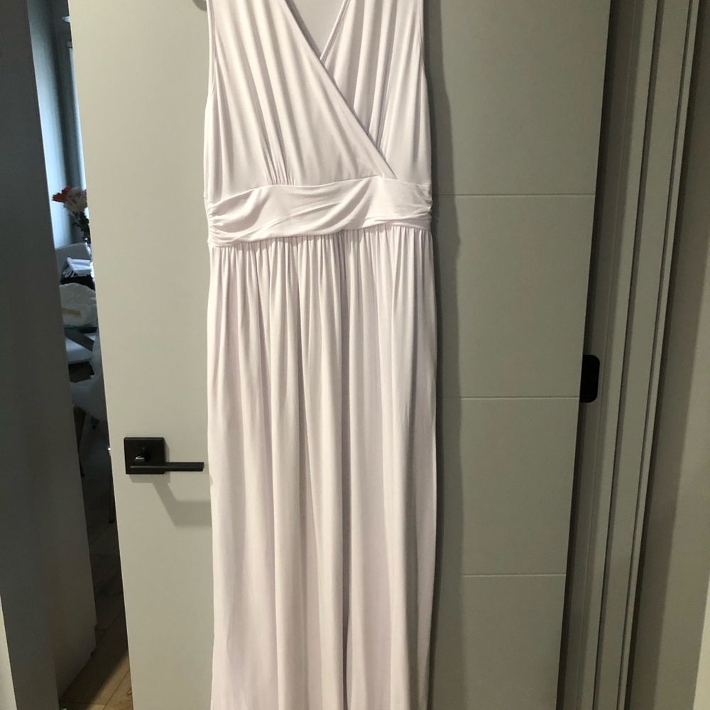 Chic White Sleeveless Maxi Dress